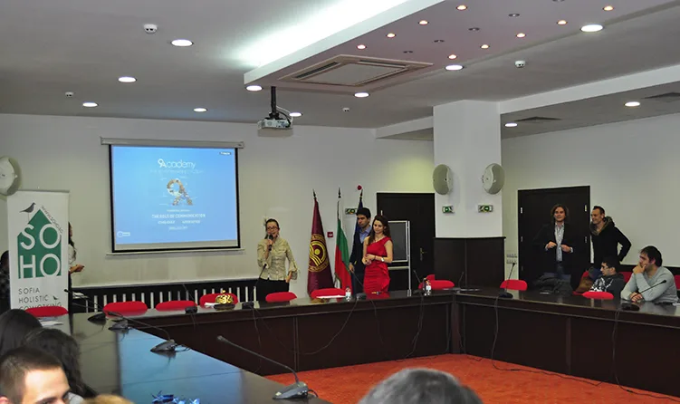 Боян Бенев и Стив Кайл разказват за значението на комуникацията в отношенията между хората и клиентите 1