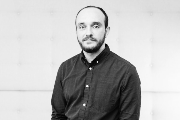 Светослав Стойков, участник в Сезон 6 на 9A: “Получаването на обратна връзка от менторите и публиката бе едновременно вдъхновяващо и отрезвяващо.” 4